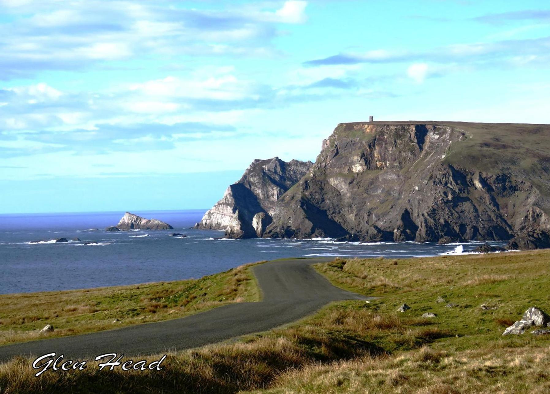 John Eoinin'S Bar And Accommodation Glencolumbkille Exterior foto